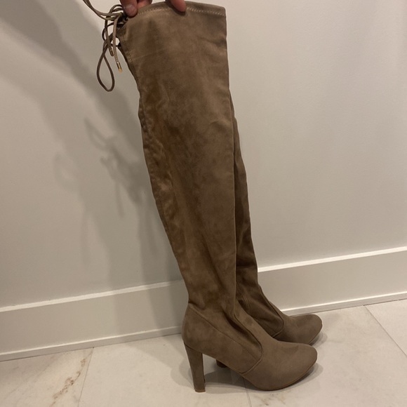 Knee-high taupe fall boots - Picture 1 of 5